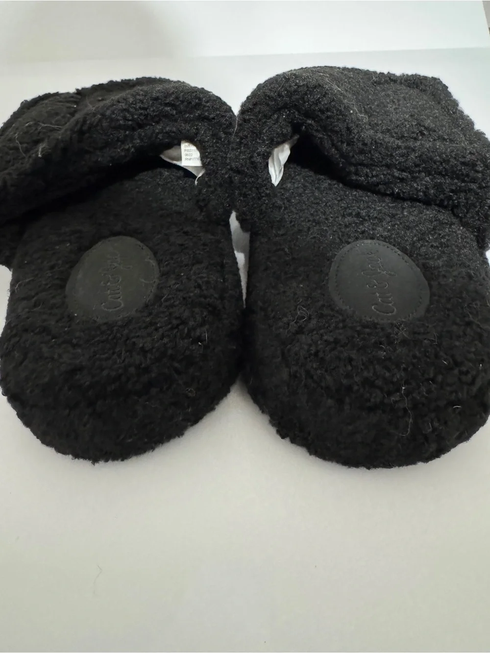 NWOT Cat & Jack Black Fuzzy Slide Slippers